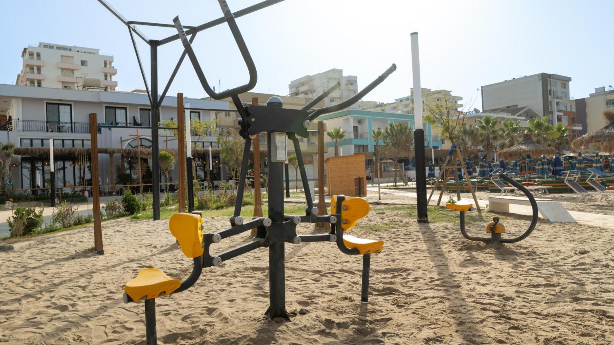 Hotel Saly Durrës Zewnętrze zdjęcie