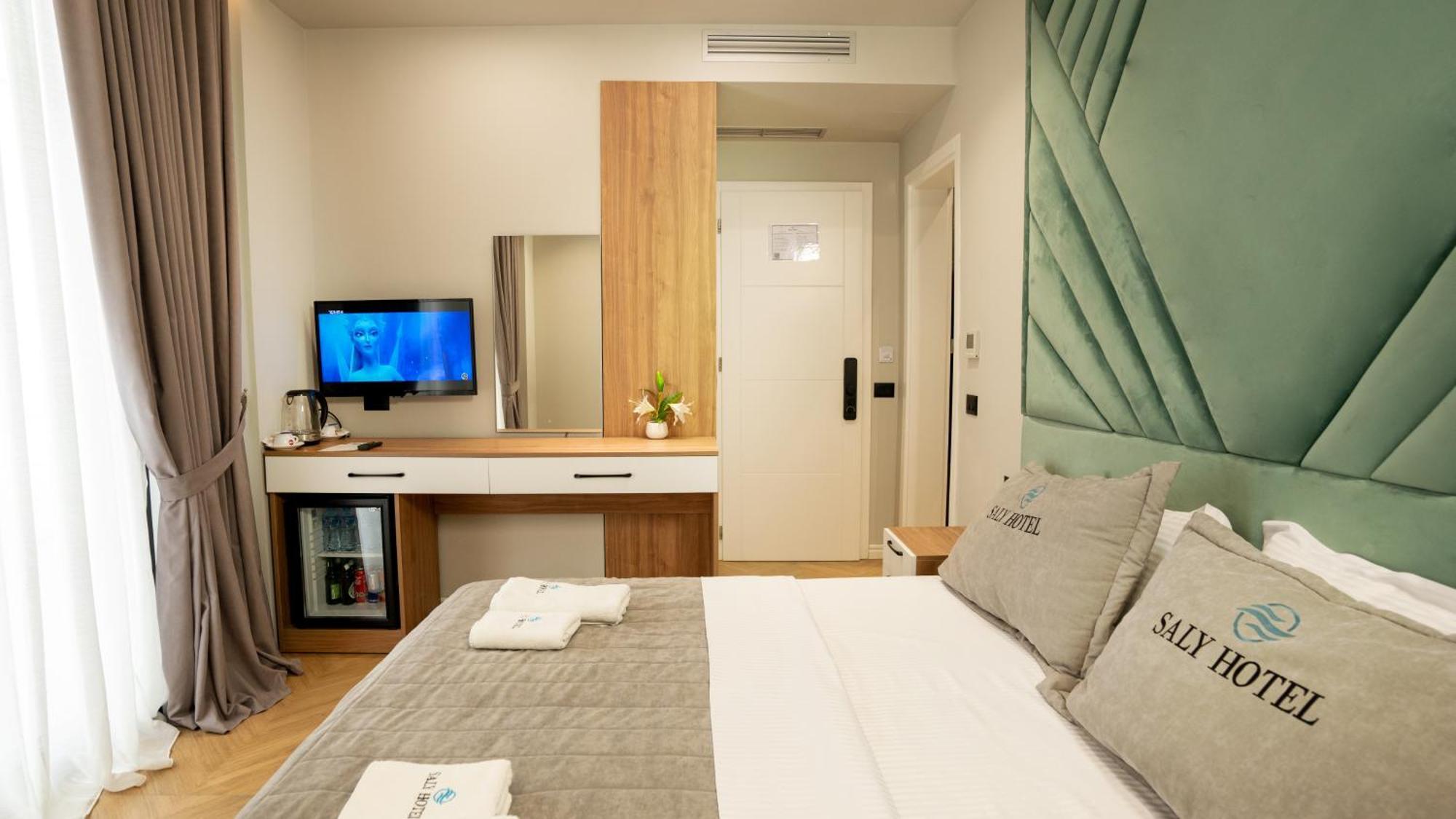 Hotel Saly Durrës Zewnętrze zdjęcie