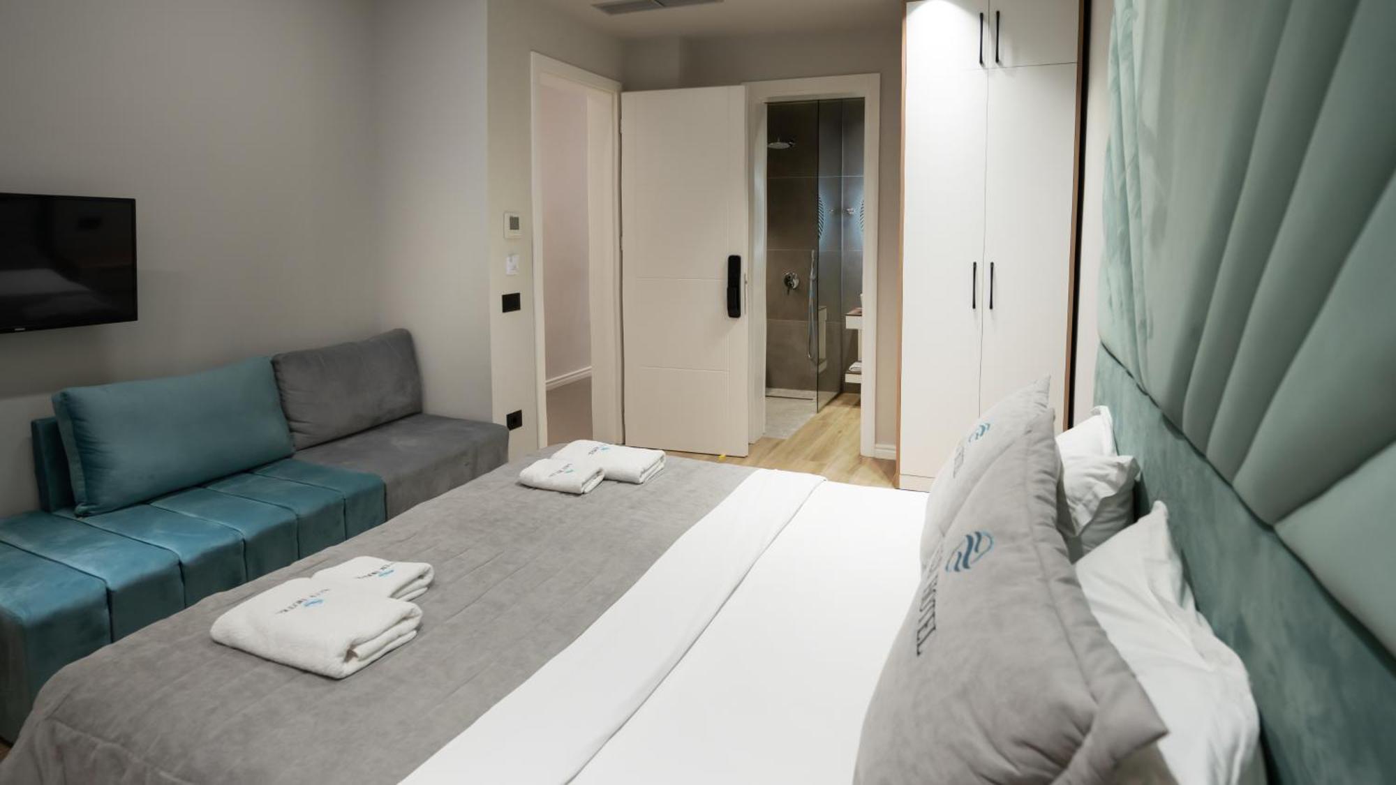 Hotel Saly Durrës Zewnętrze zdjęcie