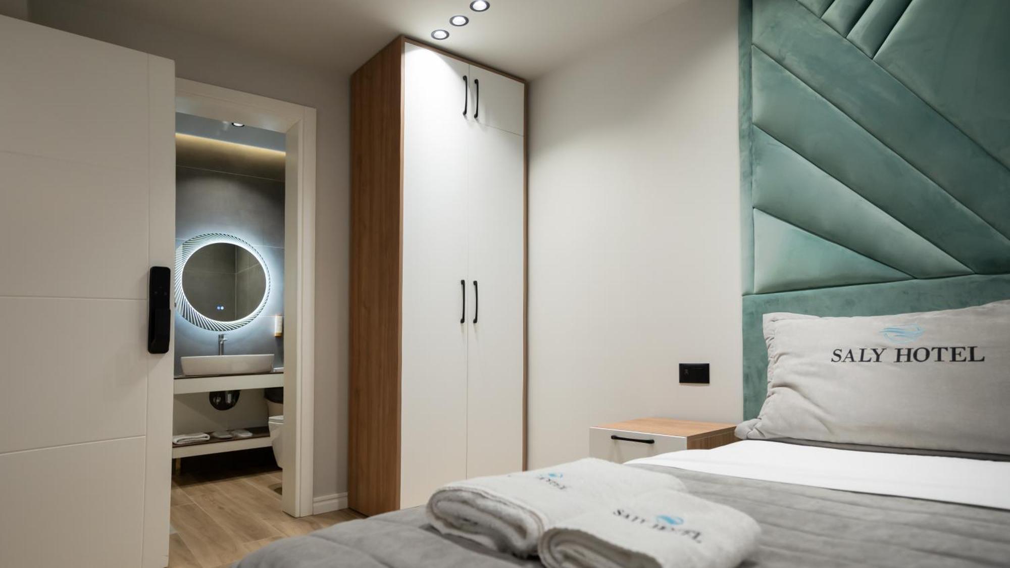 Hotel Saly Durrës Zewnętrze zdjęcie