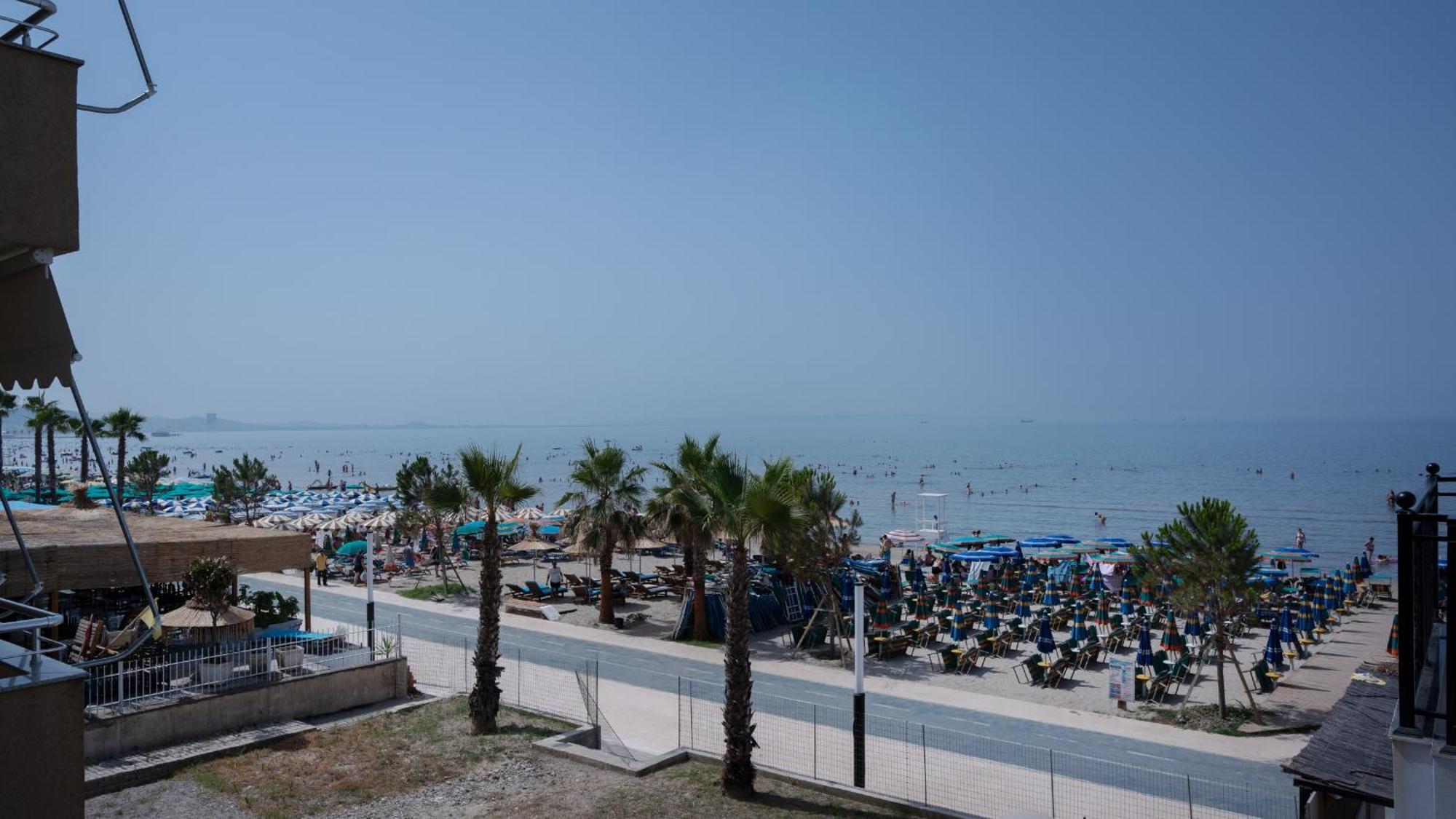 Hotel Saly Durrës Zewnętrze zdjęcie